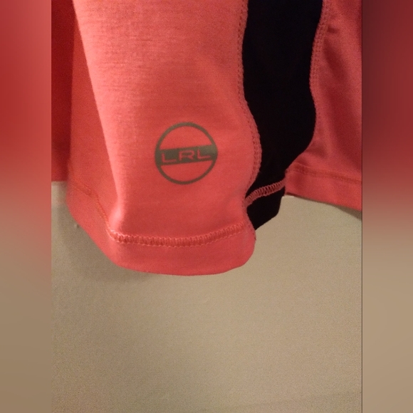 Ralph Lauren Active top - Picture 2 of 4